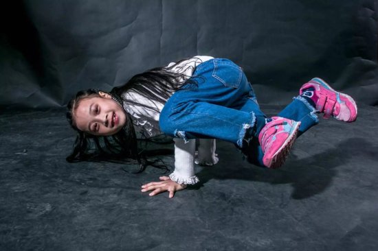 BGIRL ROYAL.JPG
